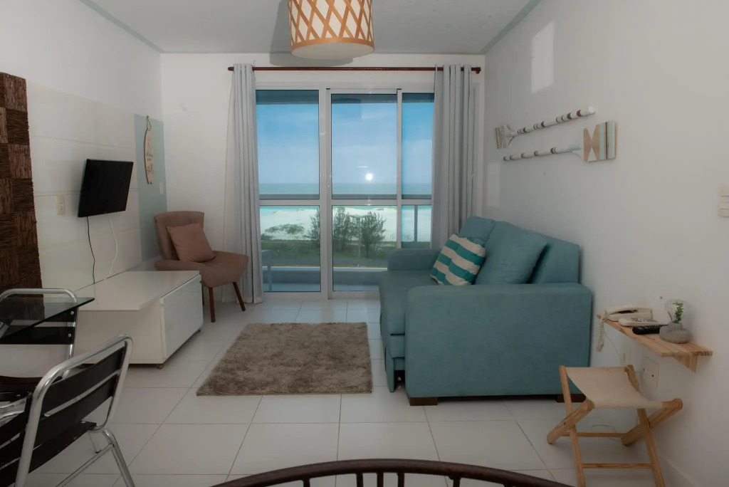 FLAT / APARTAMENTO NA PRAIA DO FORTE