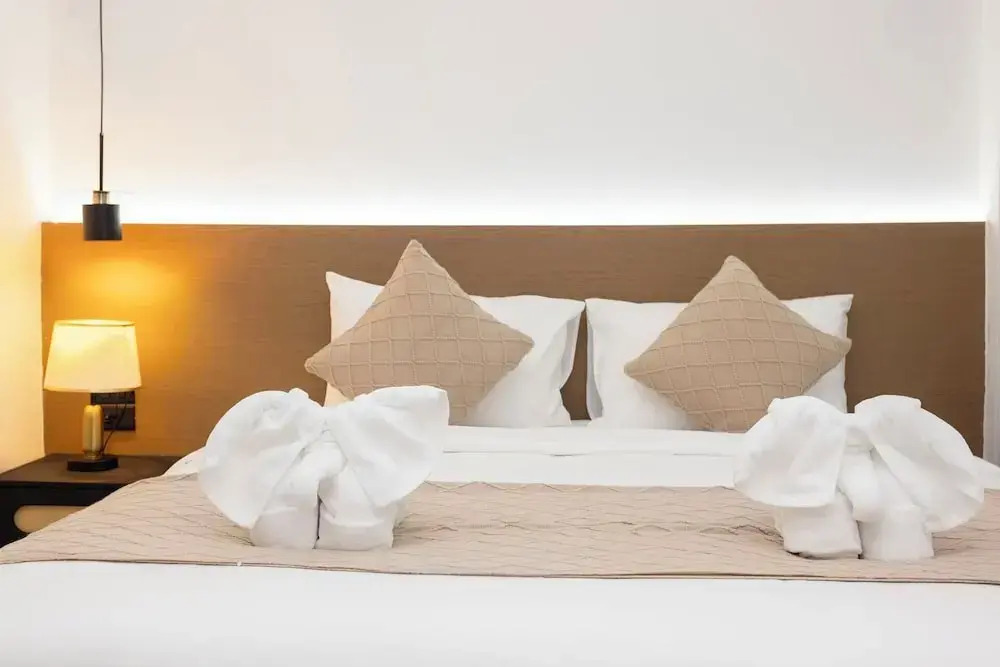 XL PATONG Hotel