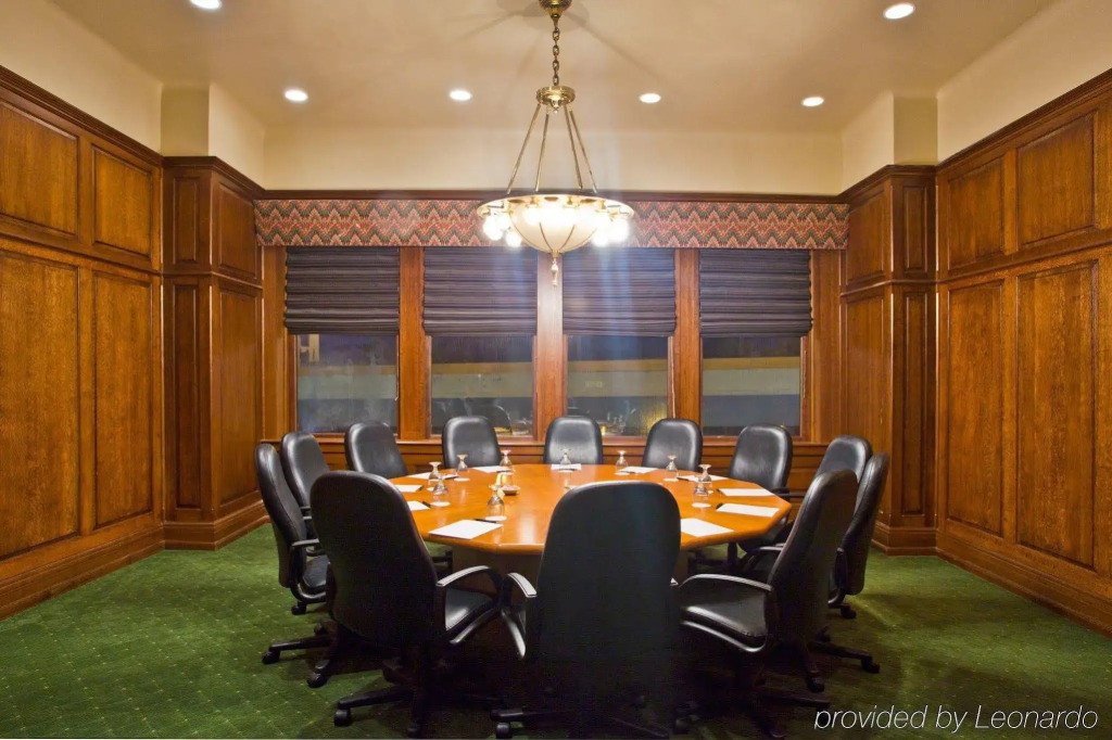 Crowne Plaza Hotel Pensacola Grand
