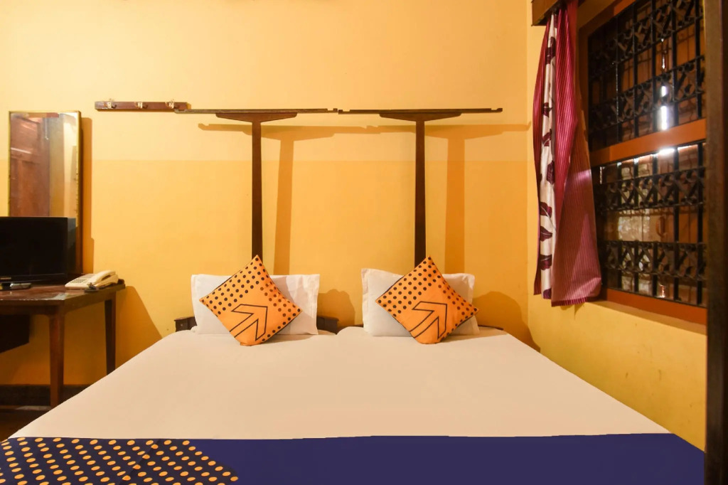 SPOT ON 74944 Hotel Vijaya