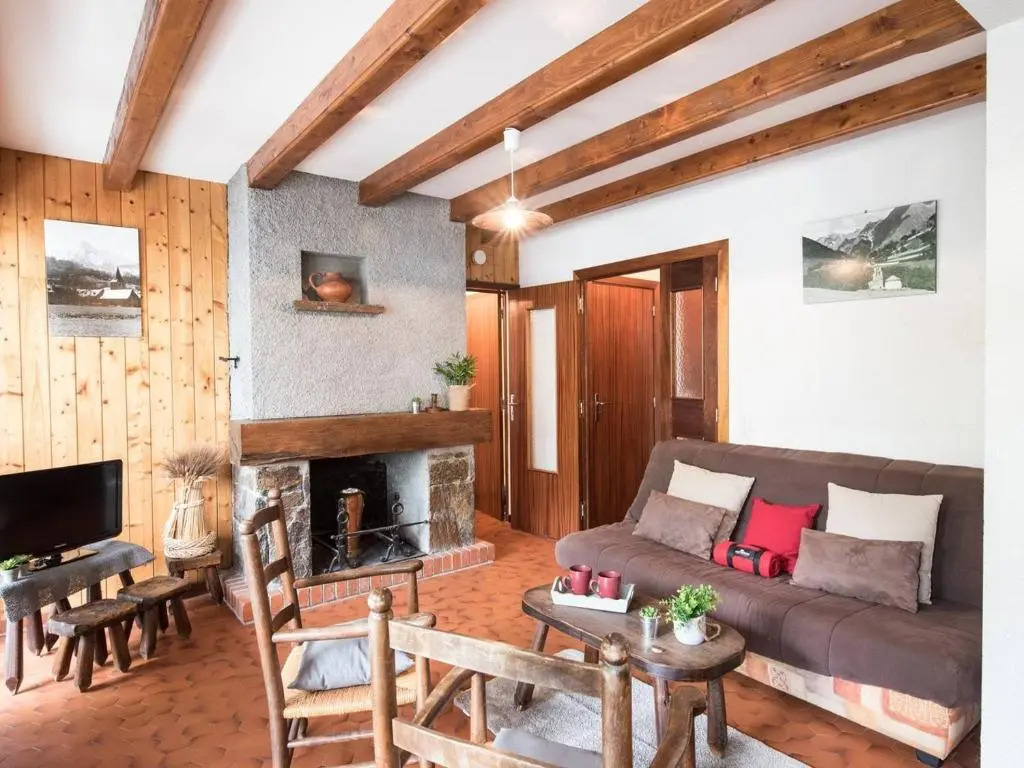 Appartement 4 pers avec terrasse, parking privé, proche thermes et remontées mécaniques - FR-1-296-198