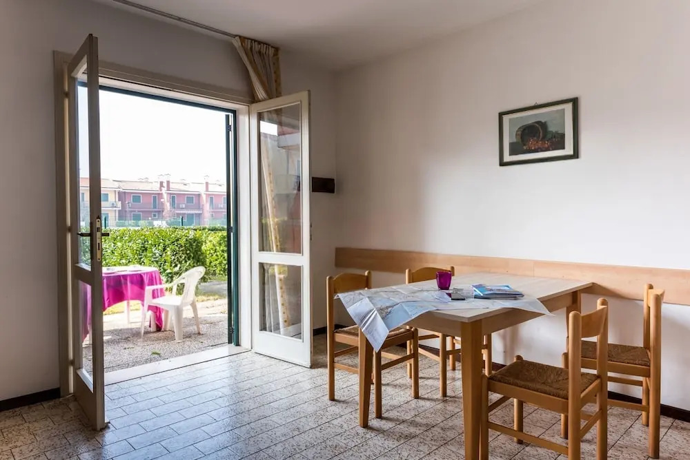 Spacious Family Villa With Playground and Pool