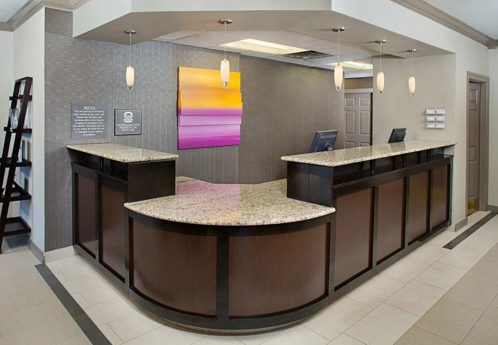 Courtyard by Marriott Richmond Northwest