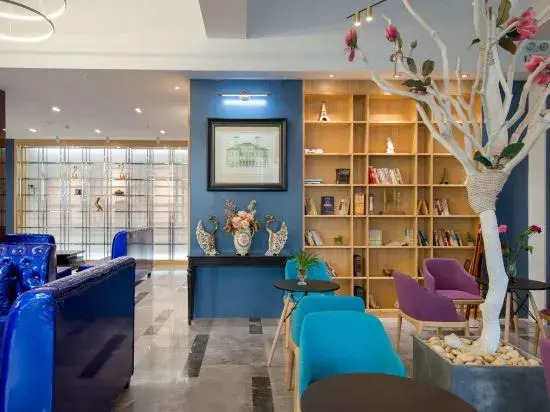 Poltton International Service Apartment