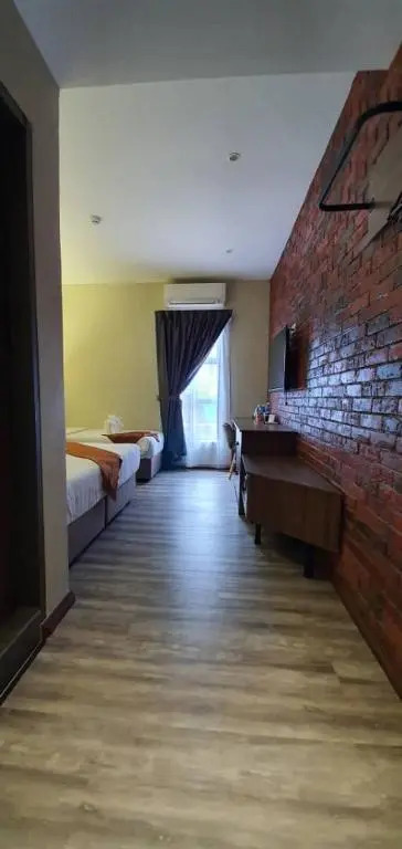 VISTA HOTEL