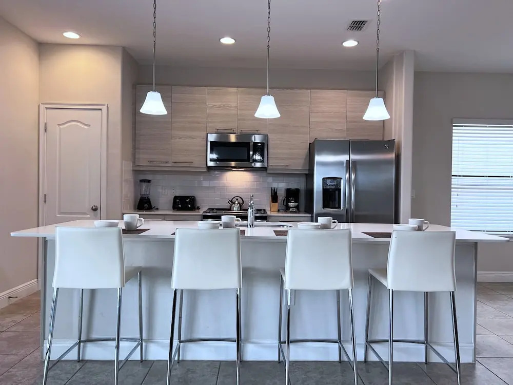 Balmoral Resort-207al 4 Bedroom Home by RedAwning