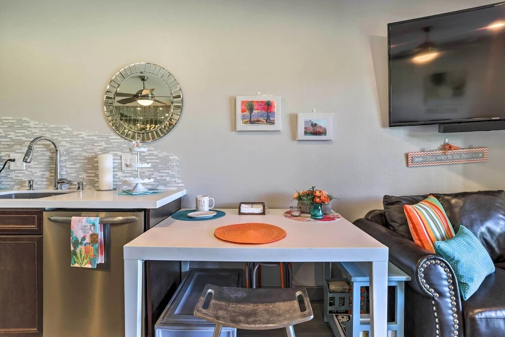 Pool & Hot Tub Access: Palm Desert Studio Condo