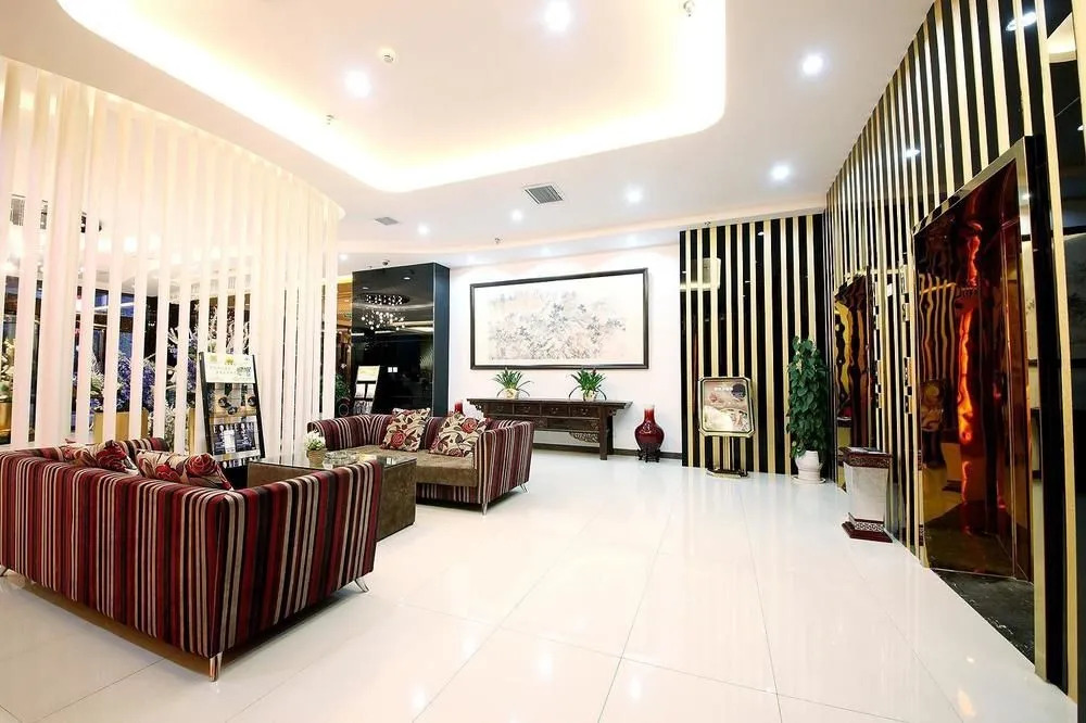 Chonpines Hotel (Shijiazhuang TV Wanda store)