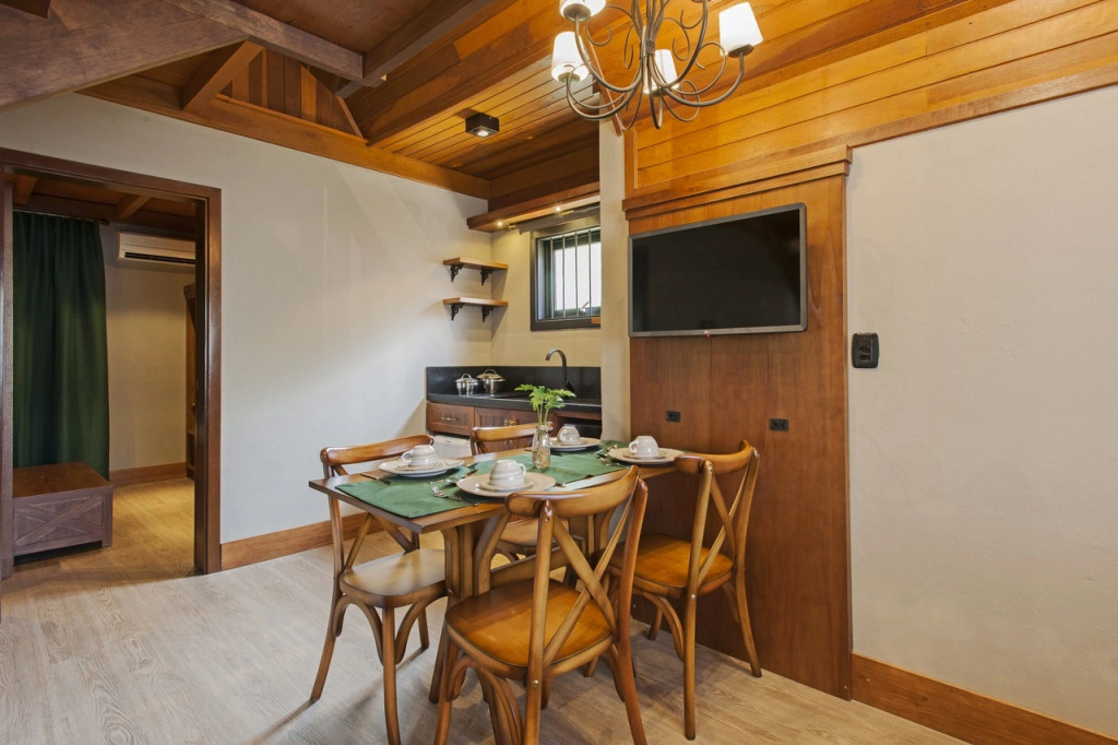 Hotel Fioreze Chalés