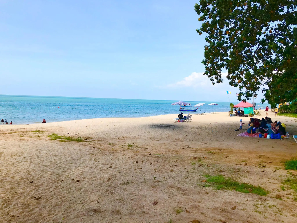 By The Beach - Luxury 2 Bedrooms Family Suite
