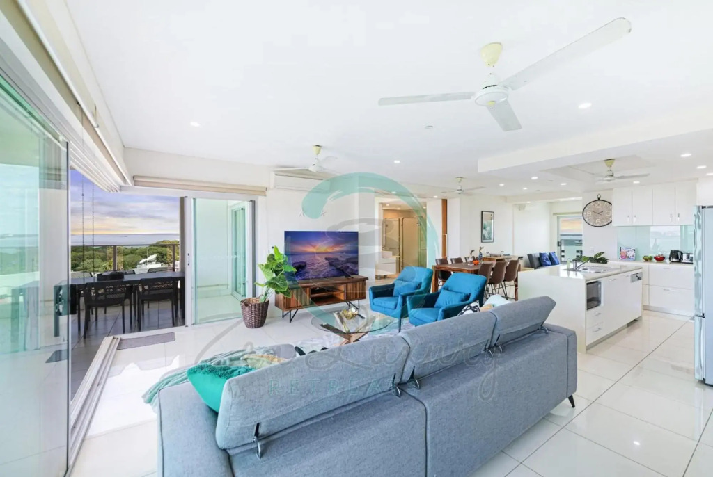 ZEN BY THE WATER - Darwin's Premier Ocean View Family Retreat