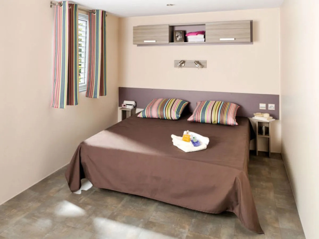 Holiday Home Le Mediterranée - AGL254