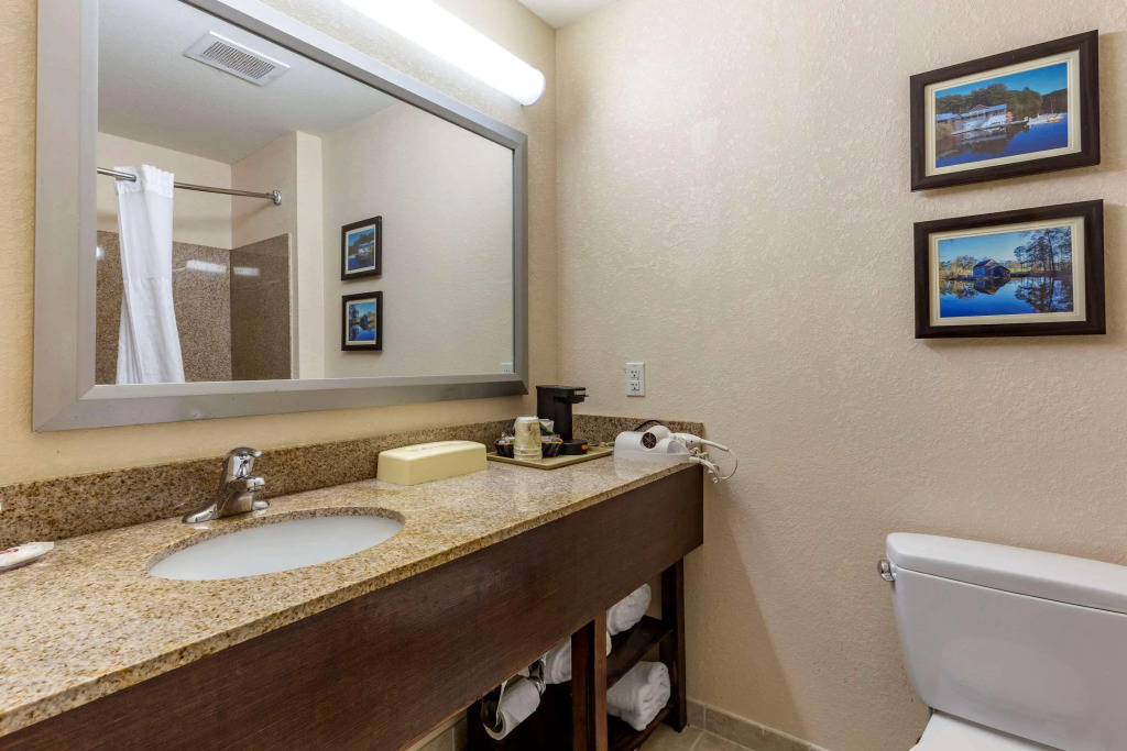 Comfort Inn Smithfield near I-95