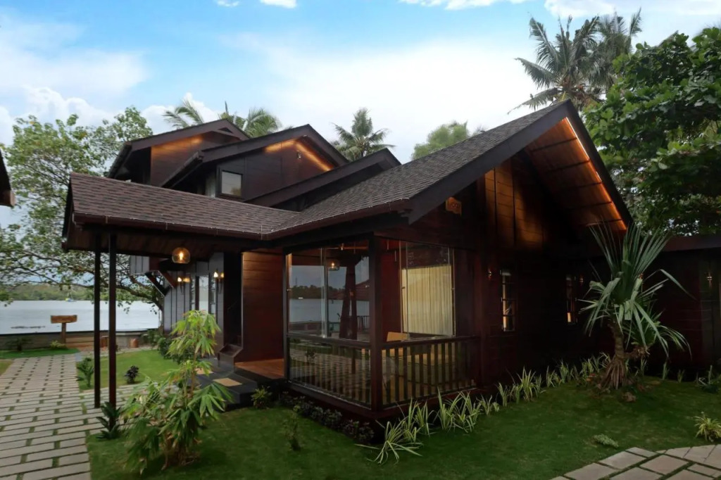 Maliekal Heritance Cherai Beach Cochin