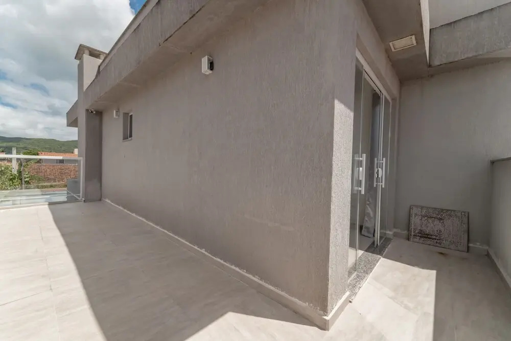 281A - 2 bedroom house