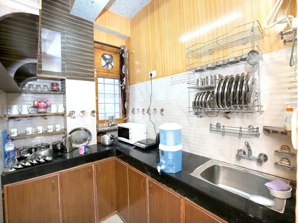 OYO 11738 Home Cozy 2BHK Bhattakufar