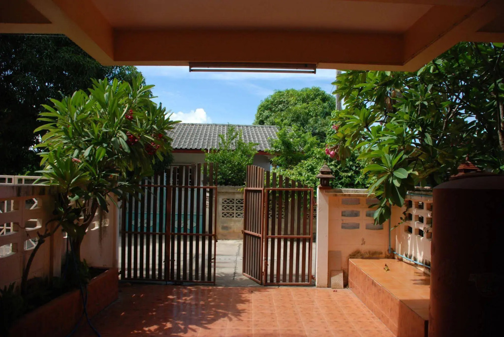 Baan Khun Nong
