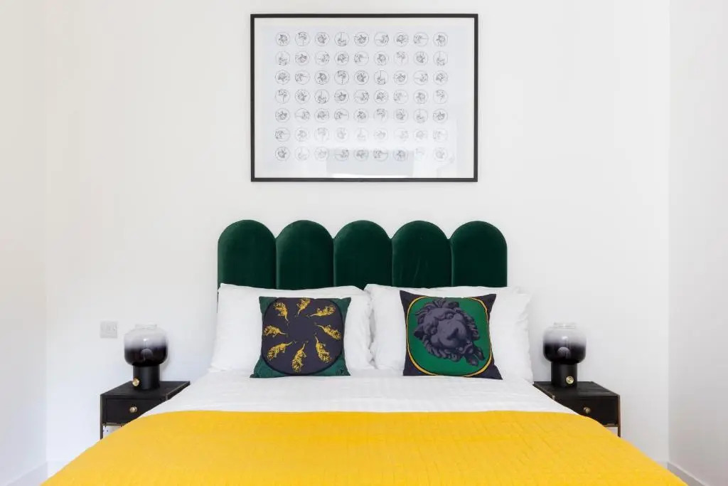 Kula London - Bloomsbury