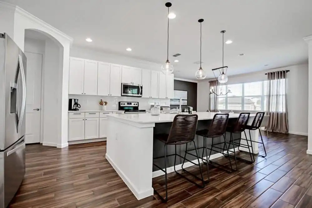 Comfortable and Modern Home With Private Pool Near Disney