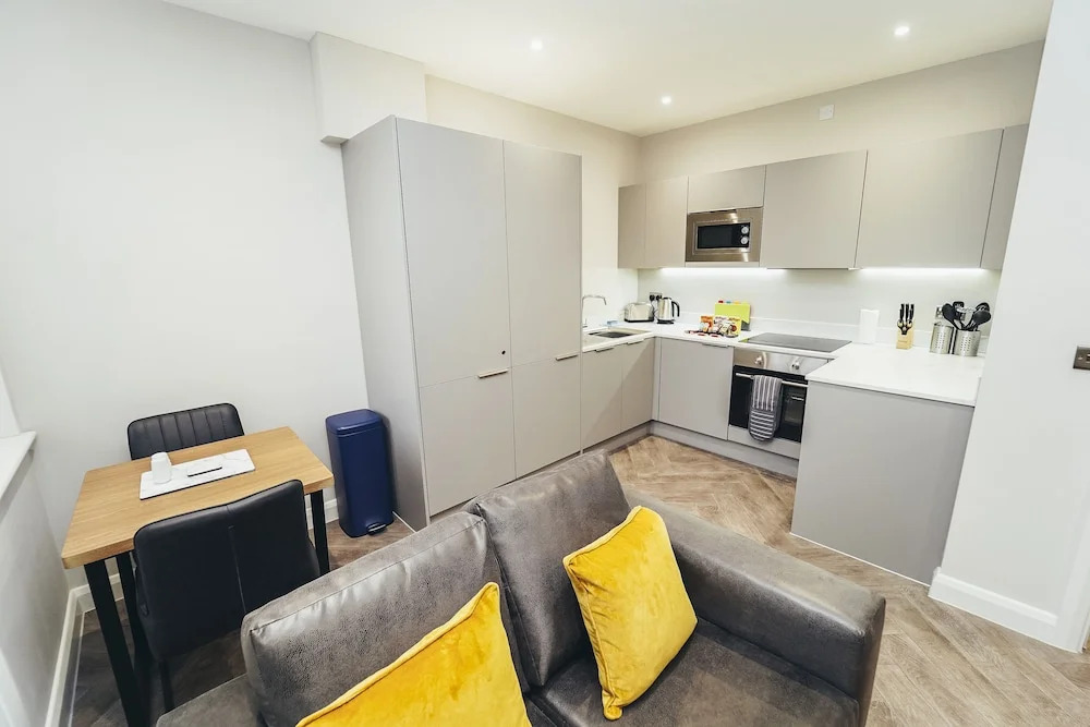 The Stay Company, Whitefriars House