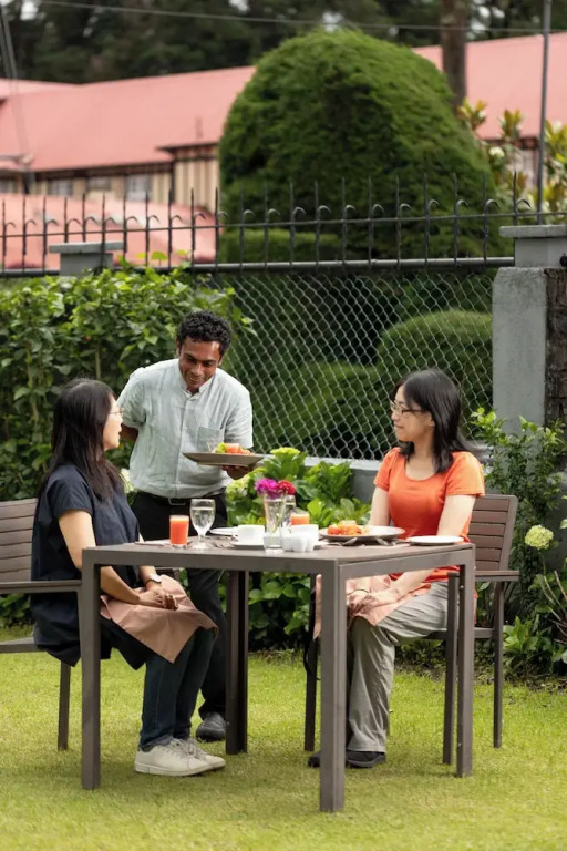 Grand Bungalow Nuwara Eliya by Seven Angels