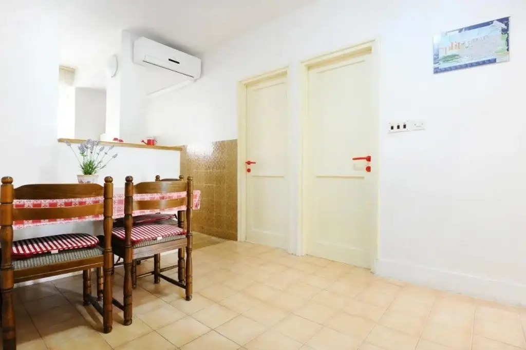 Split Central Lovely Flat