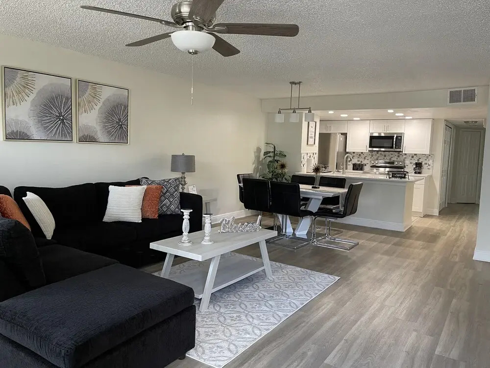 Modern Luxury Apartment Close Disney