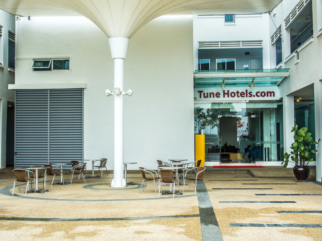 Tune Hotel KLIA Aeropolis