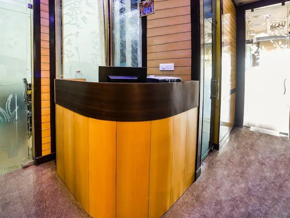 Oyo 37396 Q K Hotel