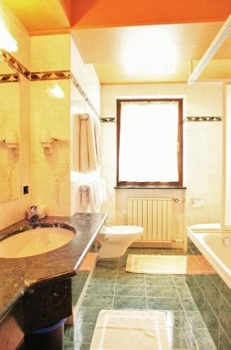 Hotel Condor