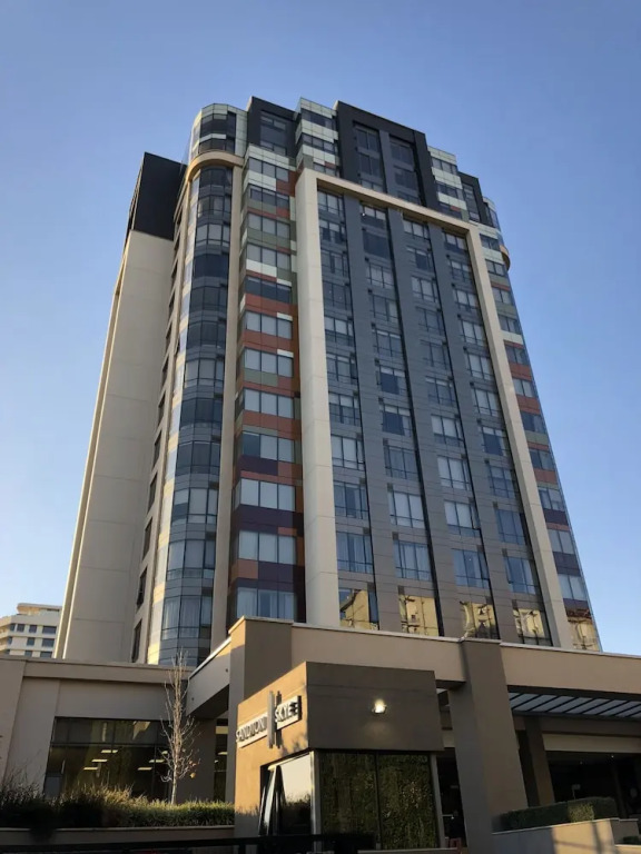 Sandton Skye Comfy Executive Apartment
