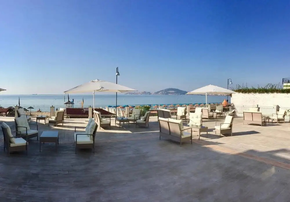 Klaton Beach Hotel