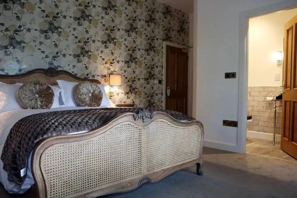 Heather Glen Country House