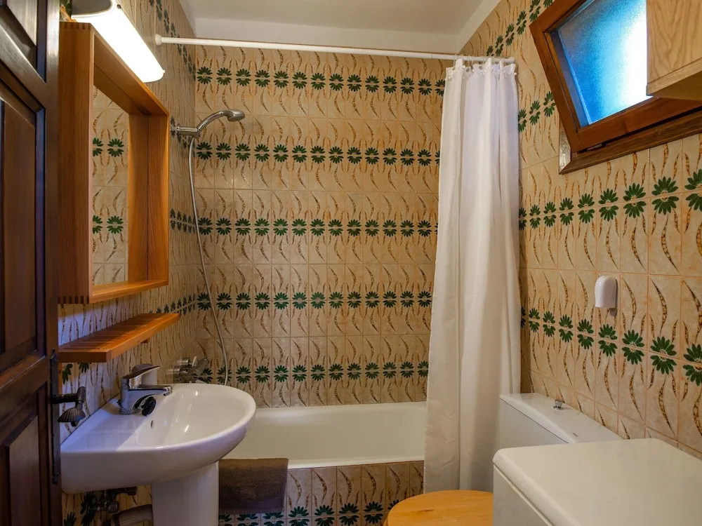 Country Cottage in Palafrugell near Beach