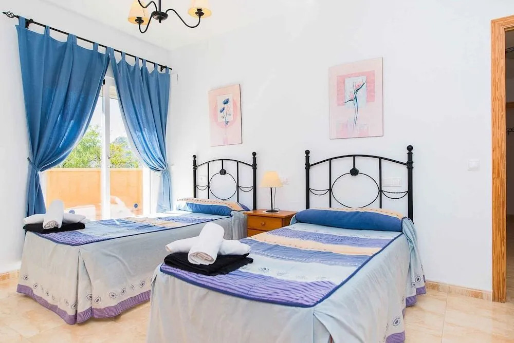 Villa Adoracion
