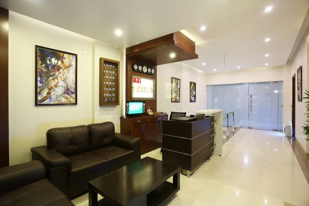 FabHotel Zineb