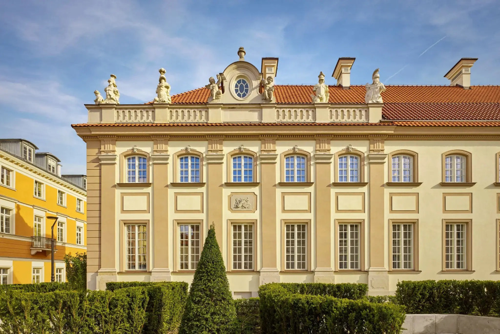 Hotel Verte, Warsaw, Autograph Collection