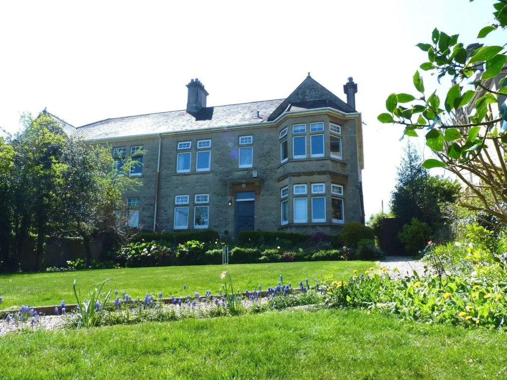 High Beeches B & B