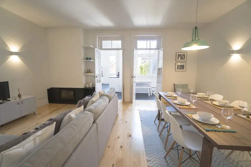 Liiiving in Porto - Foz Shore Apartments