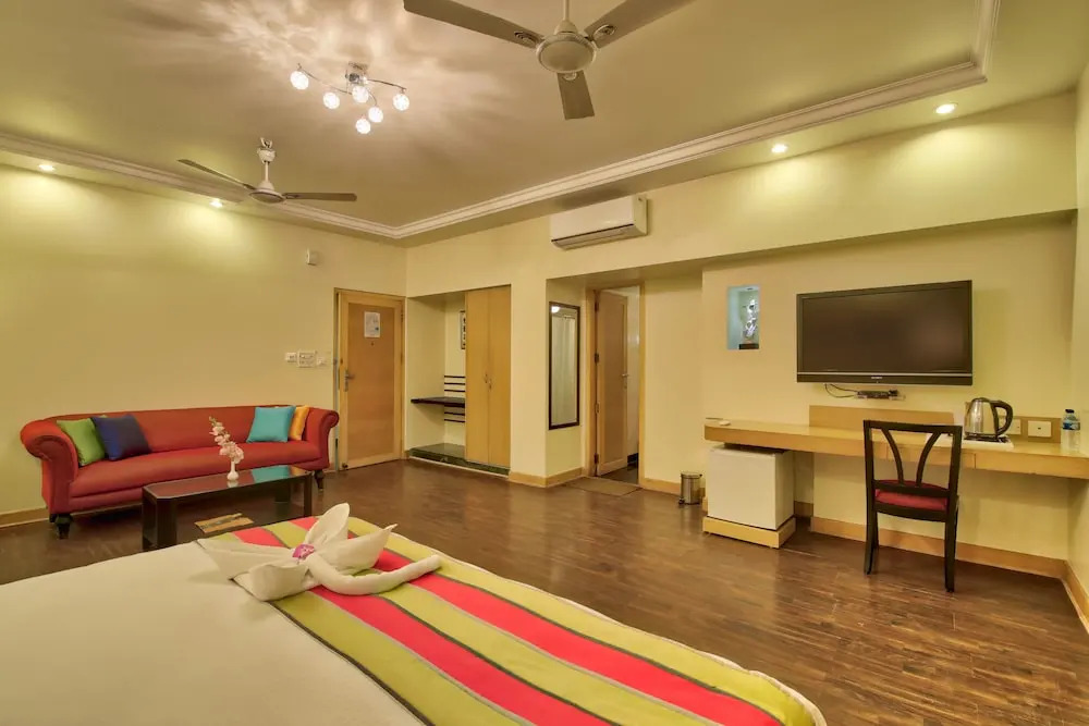 World Choice Vishwaratna Prestige Hotel