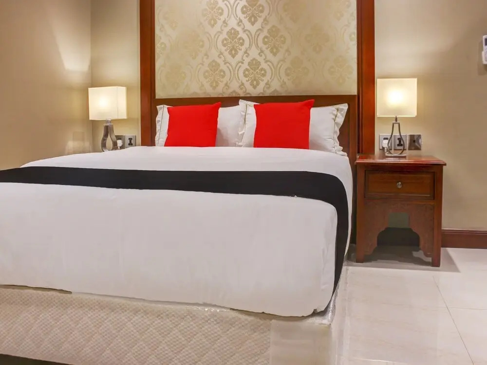 Capital O 581 Goldish Hotel