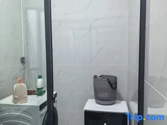 Hurongju Homestay (Jianshui Xiaogui Lake)