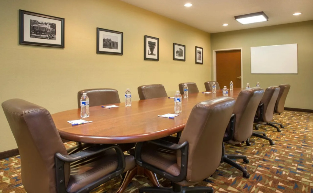 Sleep Inn & Suites Kalamazoo East