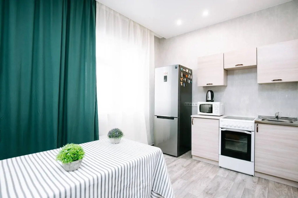 Pritomskij 15/1 Odnokomnatnye apartamenty -studija rjadom s Ledovym dvortsom