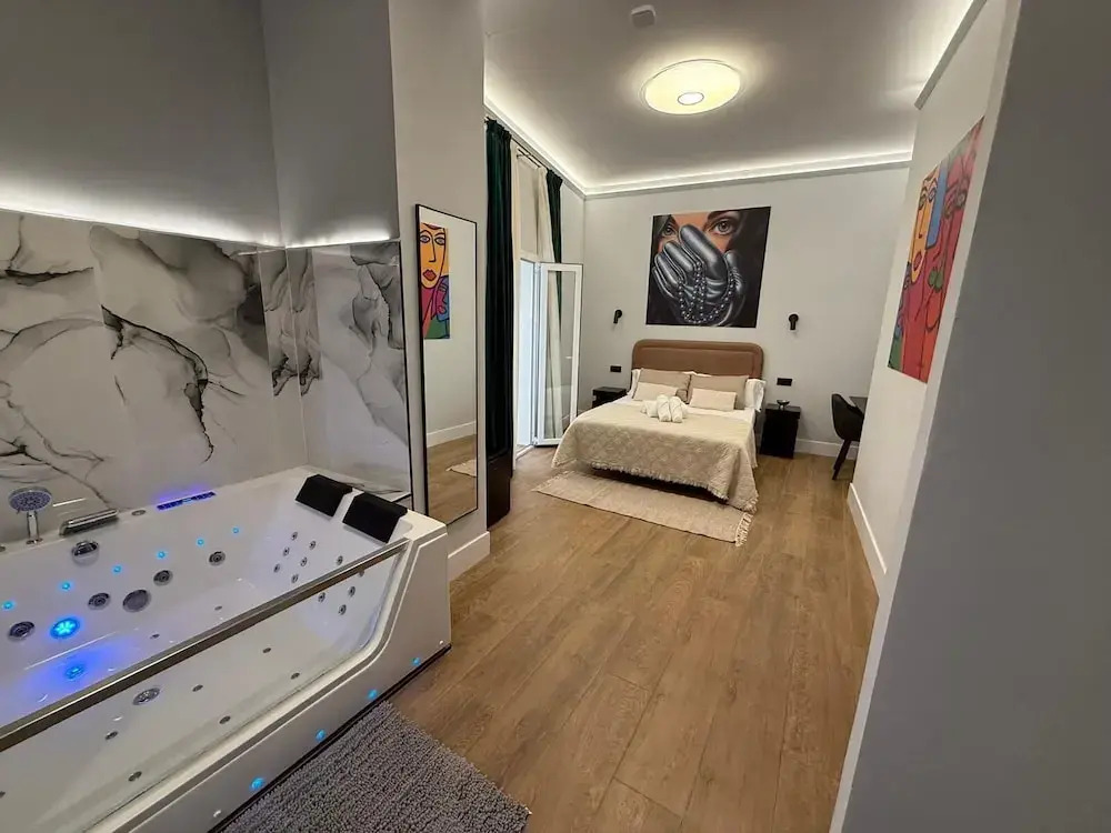 Ventura Luxury