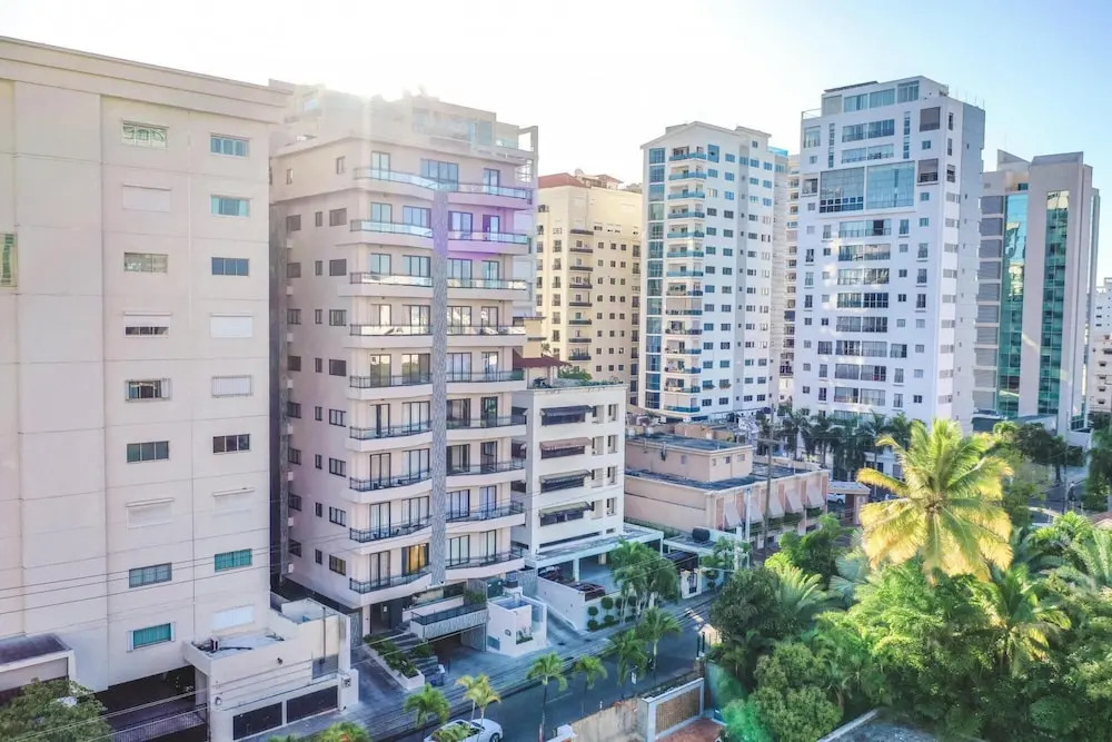 Flat in Regatta II With Breakfast Included 302