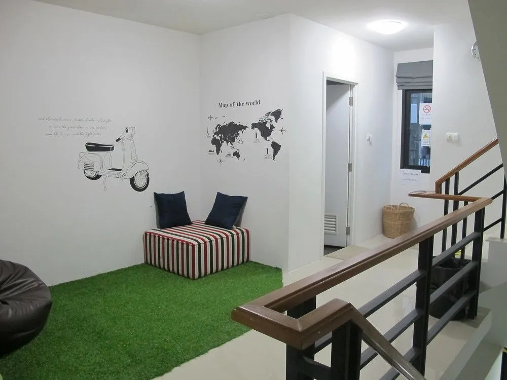 HOMEY-Sleepy Don Mueang Airport Hostel