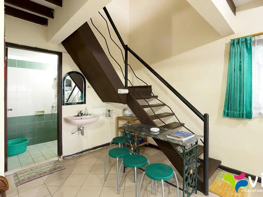 Villa G8 Lembang