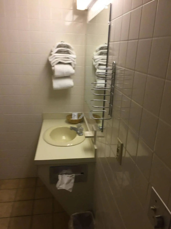 Parkway Inn