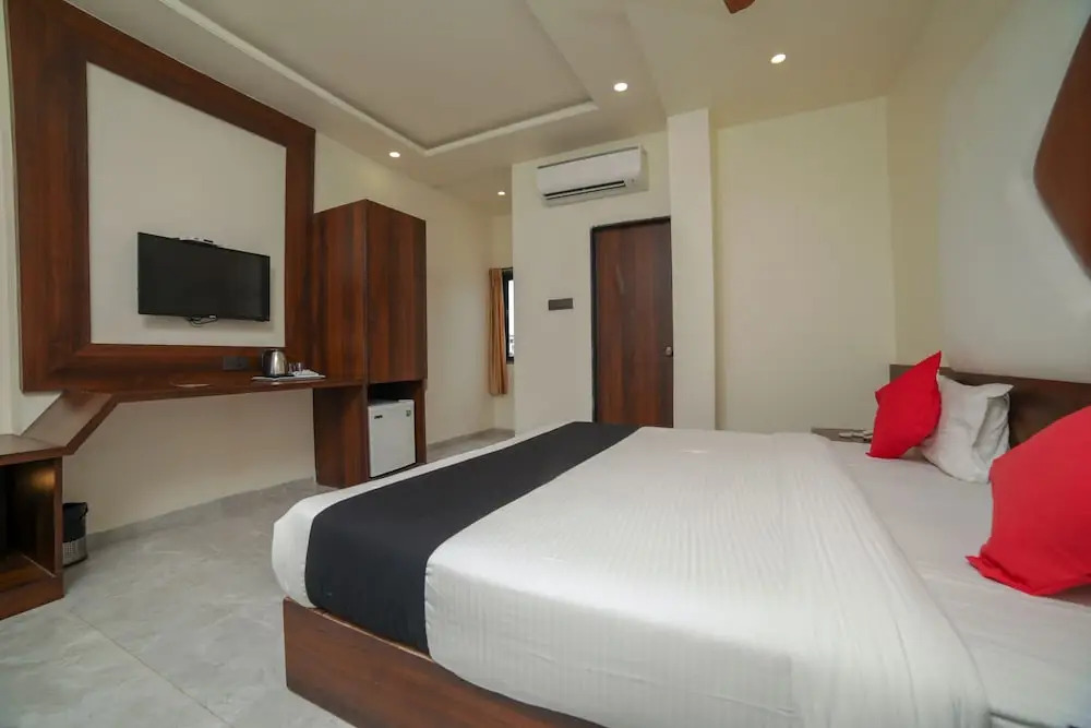 Capital O 48942 Hotel Ashoka Imperial